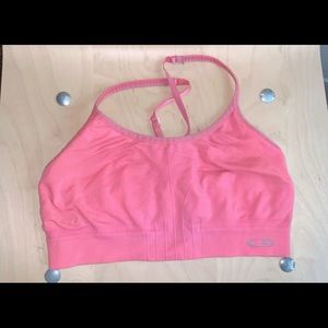 sports bra